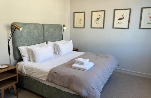 Green Point Apartment | Brand new Apartment close to Stadium and V&A Waterfront