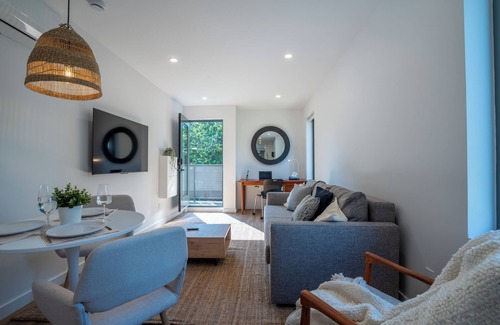 Saint Henri Apartment | Brand New Apt in One of the Best Areas of Montreal