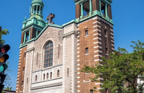 Saint Henri Apartment | Brand New Apt in One of the Best Areas of Montreal