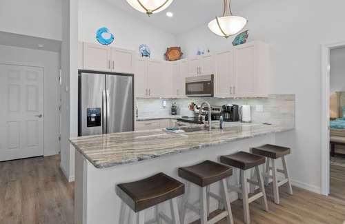 Homosassa Villa | Brand new August 2023 3 BR, 2 BA Tarpon on stilts