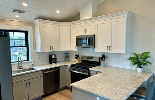 York Beach Cottage | Brand New beach house- Just steps from Long Sands Beach. 3 Bedrooms, 2 Bathrooms