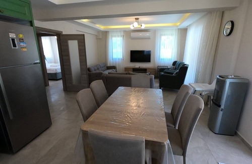 Dalyan City Center Villa | BRAND NEW BEAUTIFUL 5 BEDROOM VILLA WITH PRIVATE GARDEN AND POOL IN GULPINAR!