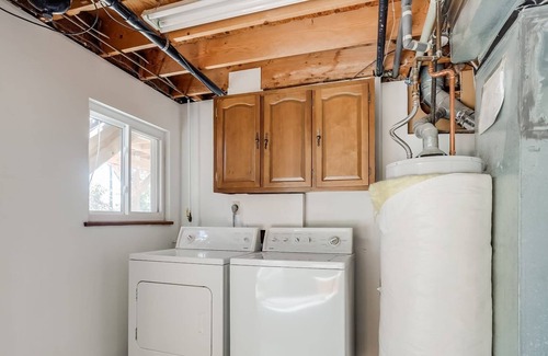 Scenic Heights House | Brand New Beautiful Home Near Red Rocks and Denver