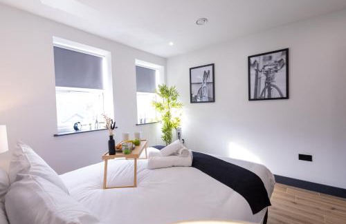 Borehamwood Apartment | Brand-New Borehamwood 1-Bed, 1-Bath Flat