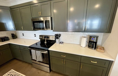 Oxford Condo | BRAND NEW BUILD! Ole Miss Family Condo, Perfect for Games!