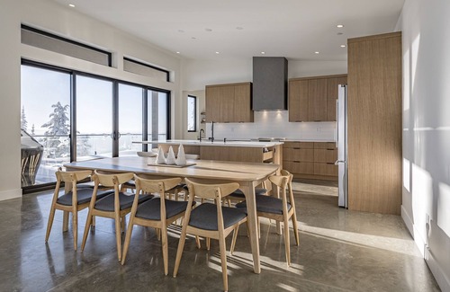 Silver Star Mountain House | Brand new house with 2 private hot tubs, laundry, gear room and suite