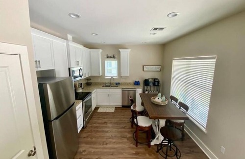 Bay St Louis Cottage | Brand New! Charming cottage, centrally located in Old Town Bay St. Louis.