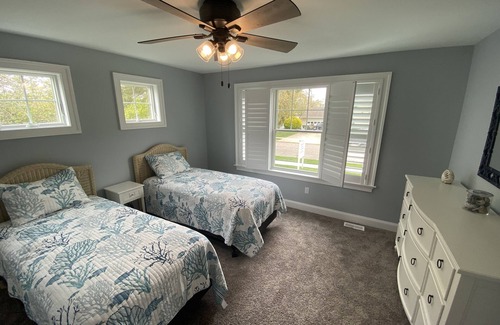 A-Zone House | Brand New/Classic Charm-Flexible Arrival/Depart