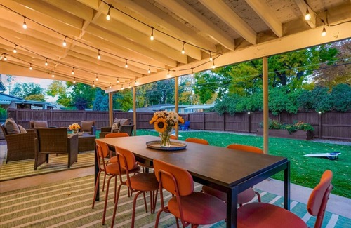 Alta Vista Area Apartment | BRAND NEW CO Classic-Fire Pit/2 Kings/Pet Friendly