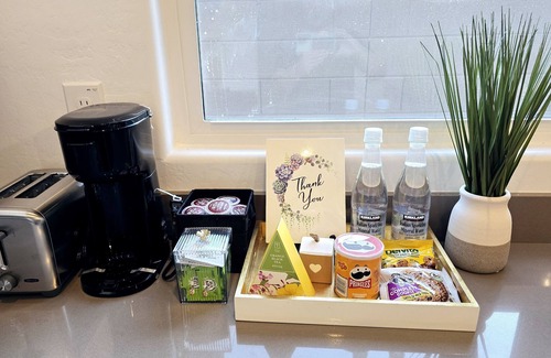 North Gateway House | Brand new community! Modern and stylish Casita with mountain view