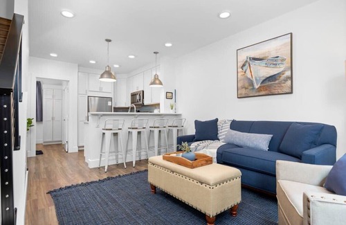 Traverse City Condo | Brand New Condo with Patio!
