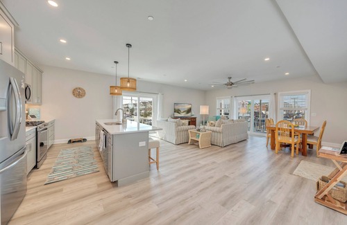 Wildwood Condo | Brand New Construction, Pup Friendly 3 Bedroom, 2.5 Bath Wildwood Condo.