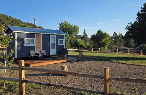 Trinidad Cabin | Brand new Cozy 1 bedroom Cabin w/MT View in a quiet and safe neighborhood.