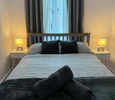 Heworth Apartment | Brand new Flat 5 with Free Parking and fast WIFI