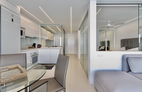 Patalavaca Apartment | Brand New - Glass Apt - Ocean Views