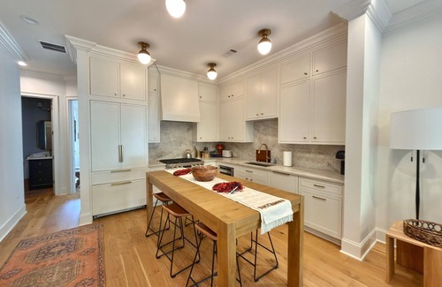 Auburn House | BRAND NEW! Gorgeous 3-bedroom Townhome on Samford Ave in Downtown Auburn!