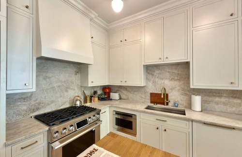 Auburn House | BRAND NEW! Gorgeous 3-bedroom Townhome on Samford Ave in Downtown Auburn!