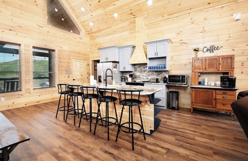 Gatlinburg - Pigeon Forge Cabin | Brand new gorgeous 5BR cabin with mtn views, game room, hot tub, movie theater!