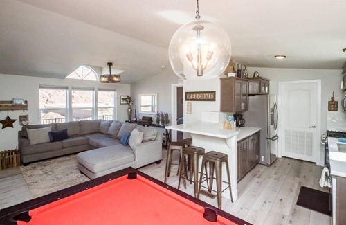 Parker Strip House | @BRAND NEW HOME BEST AMENITIES IN PARKER@ AMAZING VIEWS FULLY STOCKED HOME