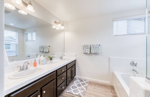 Raisin House | Brand new home in the beautiful Riverstone community