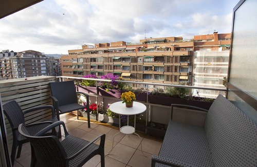 Sants-Montjuic Apartment | Brand new house. 4 big bedrooms. 2 nice baths. Terrace. 8th floor. Views. Sunny