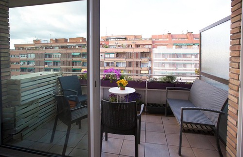 Sants-Montjuic Apartment | Brand new house. 4 big bedrooms. 2 nice baths. Terrace. 8th floor. Views. Sunny