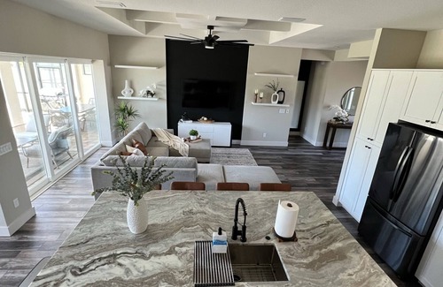 Broadmoor House | Brand New House w/pool 5 miles from the Beach