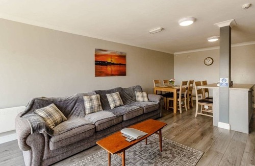 Crimdon Cottage | Brand new in 2022. A contemporary, spacious pod with one double and shower room with toilet.