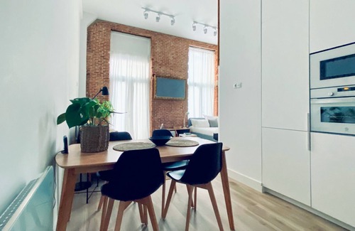 Embajadores Apartment | Brand new loft studio in Lavapies, Madrid Center.