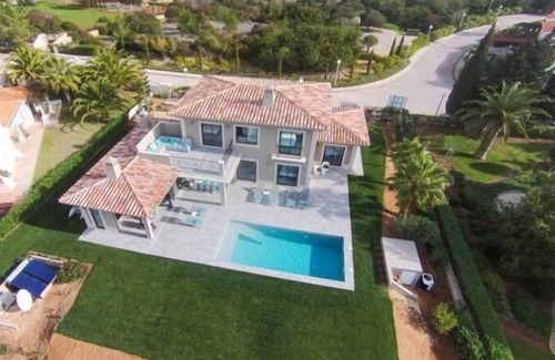 Carvoeiro Villa | Brand new luxury villa ! sleeps 10, 300 meters from the ocean !