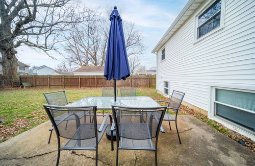 Vermilion House | Brand New Luxurious Retreat near Downtown Vermilion and Beach