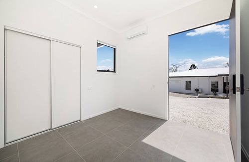 Goodna House | Brand New Luxury 3 bedroom Home/3 ensuite - bathroom/Free Wifi
