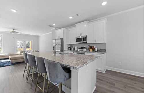 Lawrenceville House | Brand new luxury construction in Downtown Lawrenceville