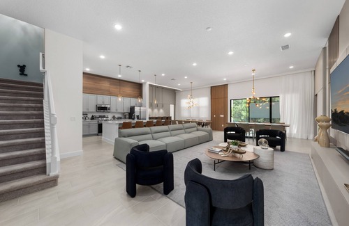Kissimmee House | Brand New Modern State of the Art Home! Sleeps 31