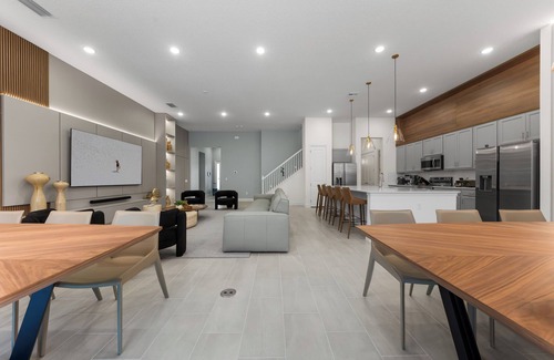 Kissimmee House | Brand New Modern State of the Art Home! Sleeps 31