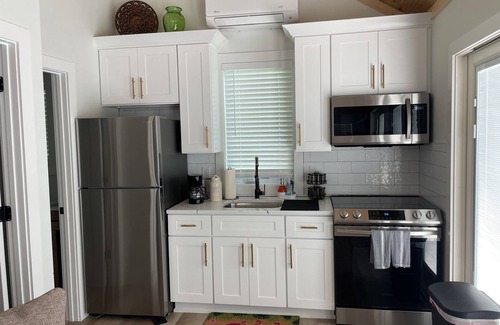 Houghton Lake Cabin | Brand New Modern Cabin Steps away from beautiful Houghton Lake