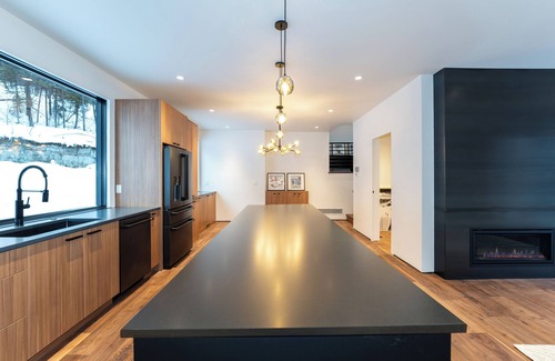 Whitefish House | Brand New Mountain Luxury! Amazing Views, Ski In/Ski Out, Sleeps 10
