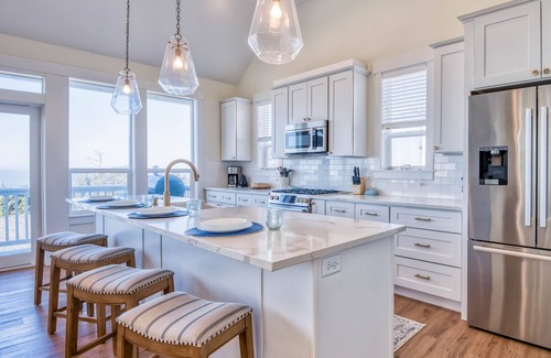 Nelscott House | Brand New Olivia Beach 3-Level Palace, Hot Tub, Game Room, 3 Ensuite Bedrooms