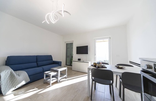 Cipressa Apartment | Brand new one-bedroom sea view accommodation