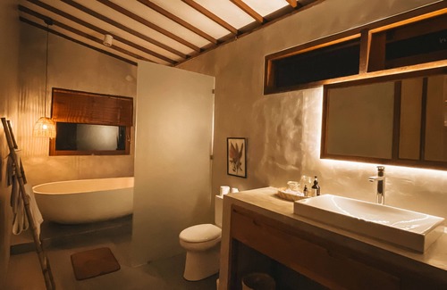 Babakan Villa | BRAND NEW Quiet Villa at Seseh 3 minutes to the Beach,surrounded by Rice Paddies