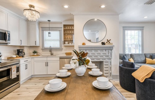 St. Augustine Historic District Apartment | Brand New Remodel, Epicenter of Historic Downtown, Balcony with Water View, Walk Everywhere, Parking