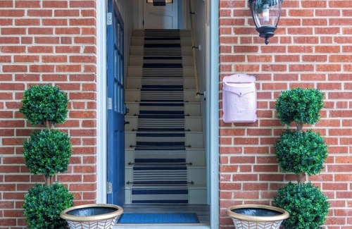 Annapolis Condo | Brand New Reno in Historic Dist w 2 Parking spots