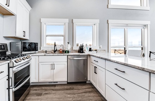 Fish Haven House | Brand New Retreat W/Stunning Lake Views, Furnished Deck, Game Room & Loft