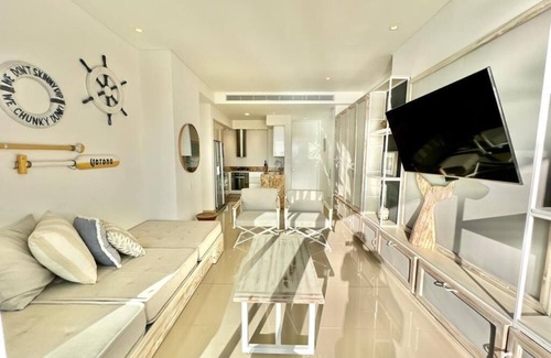 Bocachica Apartment | Brand New sea view on the 22nd Floor!