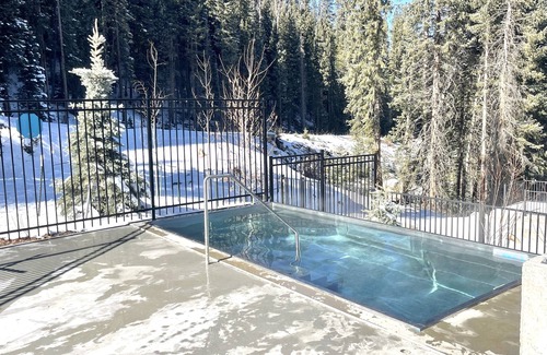 Winter Park Condo | Brand New Ski In/Ski Out studio condo at base of Winter Park