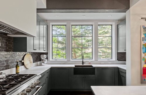 Spruce Peak Resort | Brand New Ski-On/Ski-Off mountain 4BR home w/jacuzzi