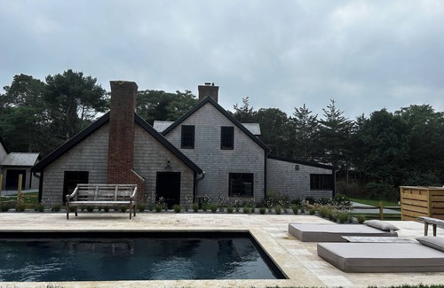 Barnes Landing House | Brand NEW Spacious 6-bedroom house in peaceful Amagansett just Steps From Water