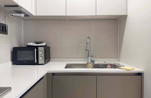 Seongnae-dong Apartment | Brand new spacious apt. 2 rooms, line 5/9, Olympic, KSPO, VHS, Asan, Lotte Tower