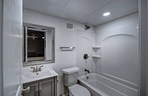 Greater Belhaven Apartment | Brand new studio apartments - available short/long term leases