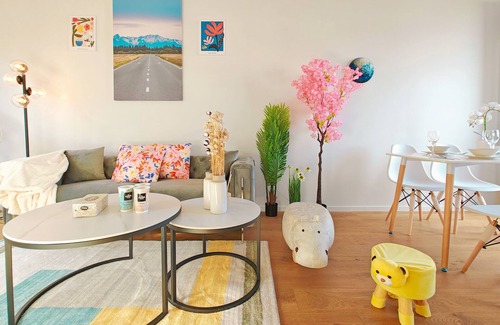 Grey Lynn House | Brand new townhouse with garden and free parking